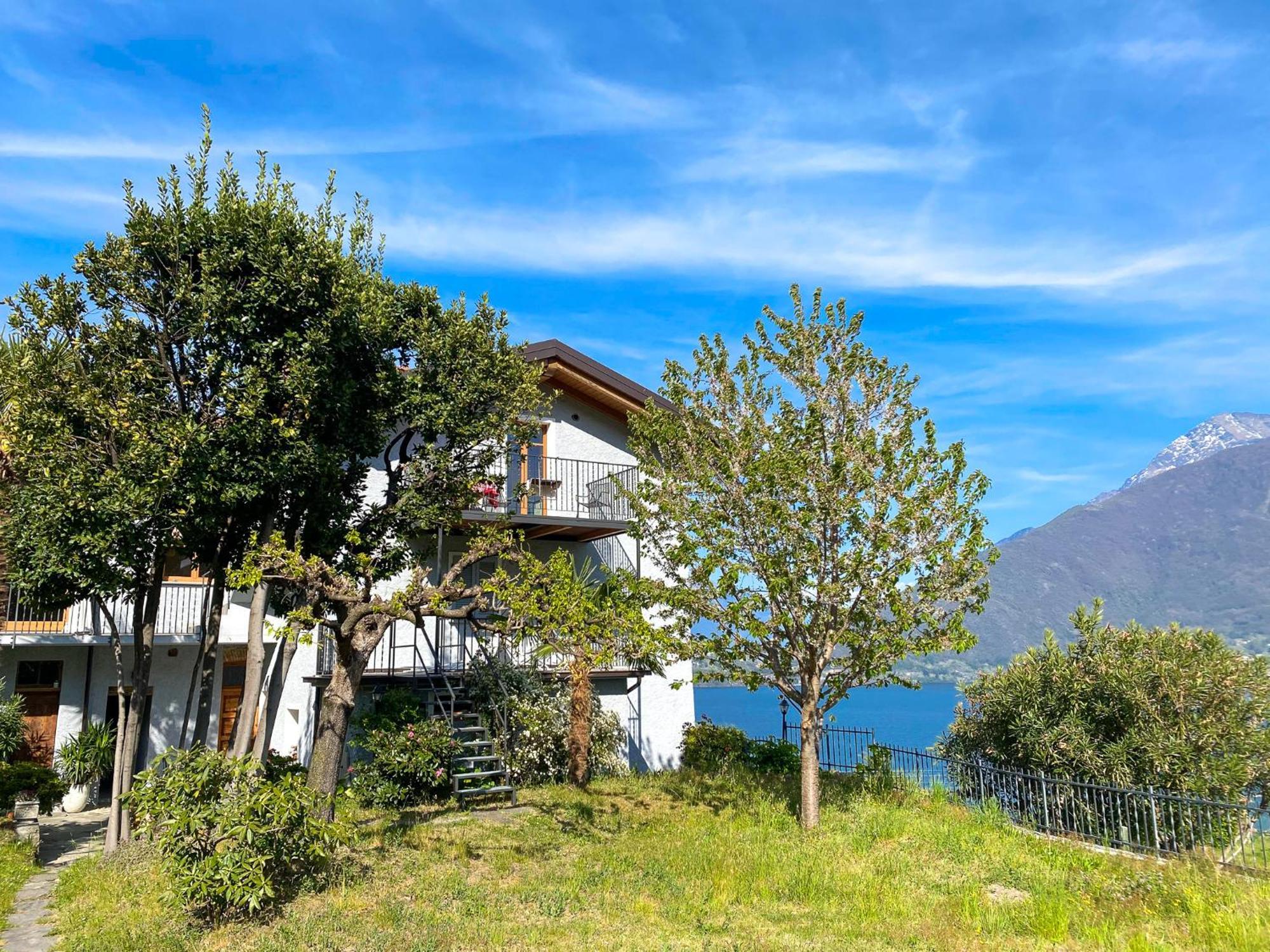 Tre Terre Ferienwohnung Pianello Del Lario Kültér fotó